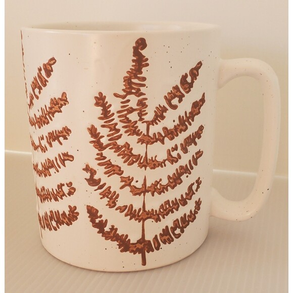 The Old Pottery Company Large Coffee Mug Farmhouse Fern Leaf Autumn Tea Cup 20oz - Picture 1 of 7